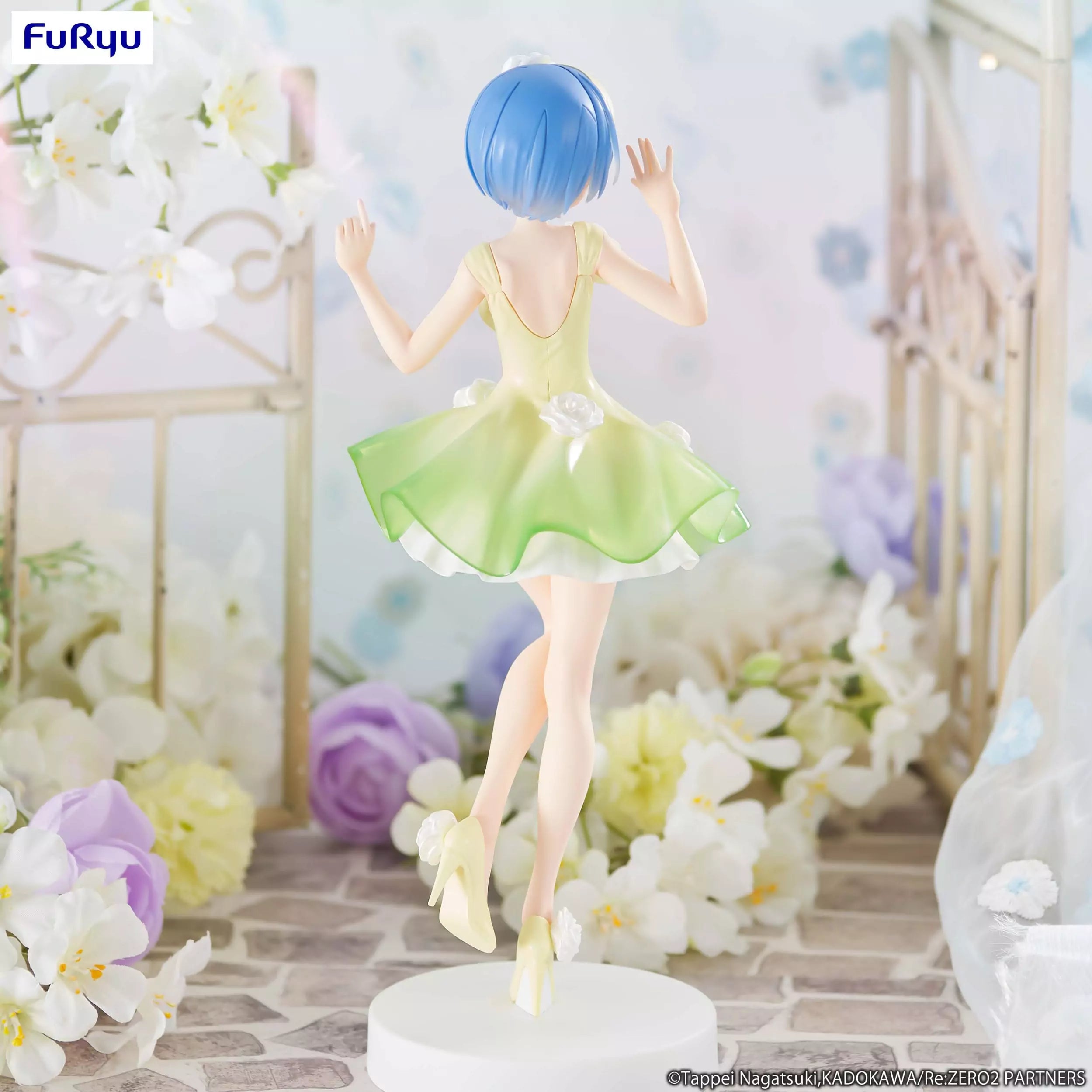 Anime Figur Card Club Shop / REM FLOWER DRESS TRIO-TRY-IT – Re:Zero Anime Figur
