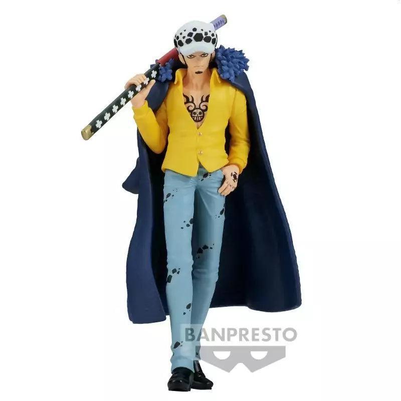 ONE PIECE - TRAFALGAR LAW LO SHUKKO 17cm Figurine