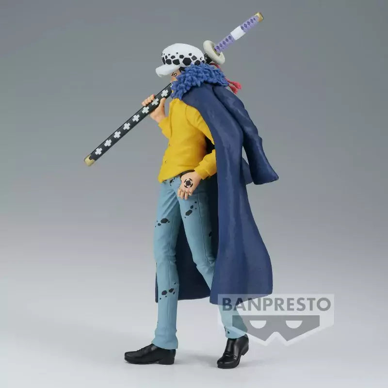 ONE PIECE - TRAFALGAR LAW LO SHUKKO 17cm Figurine